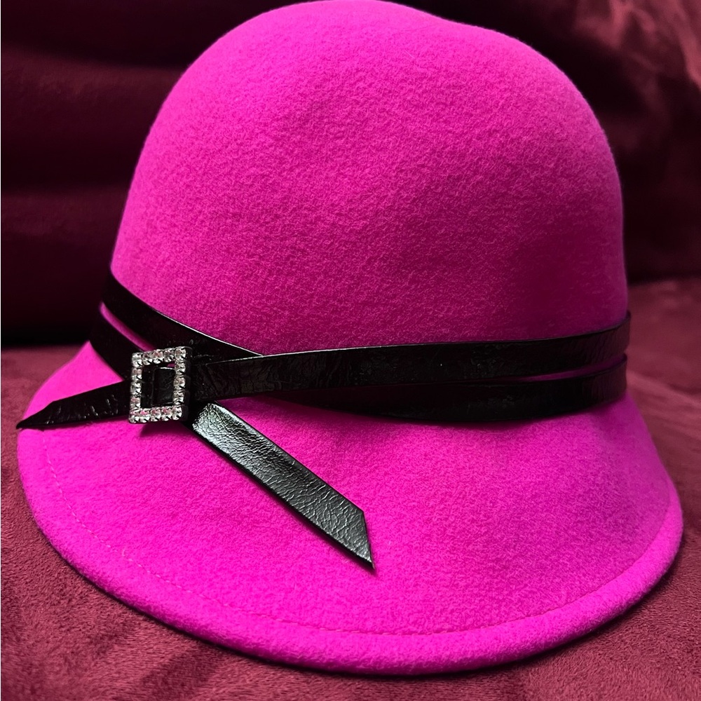 Pink Hat, Gabriel Amar Frank Olive Woolen Hat